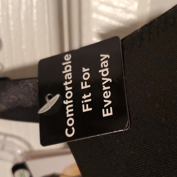 NWT Bobbie Brooks Full Coverage Black Microfiber Ladies T-Shirt Bra - Size 42C - Picture 2 of 6